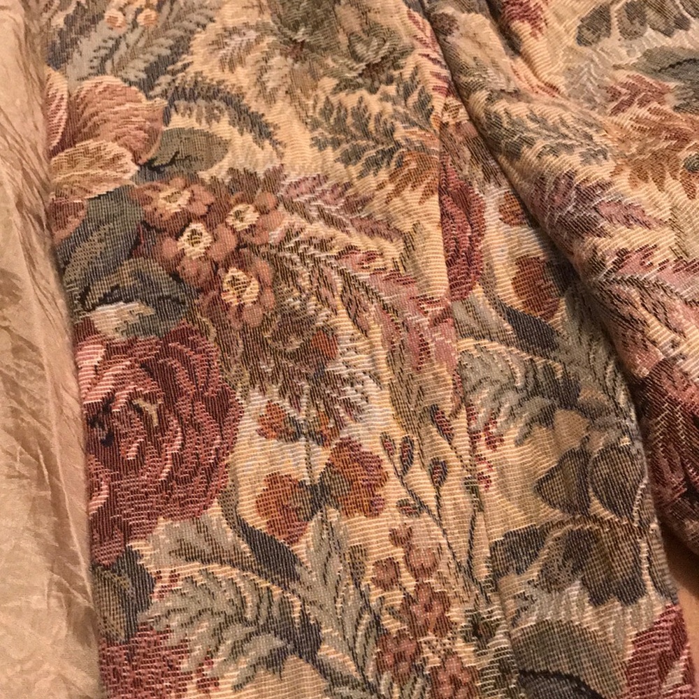Vintage floral jacket. - Picture 8 of 13